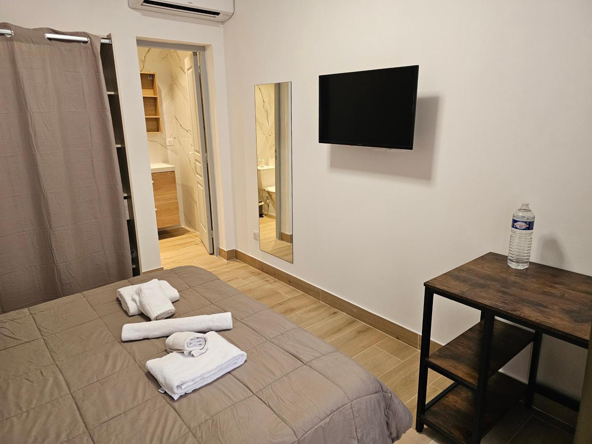 L'Escale Hotel Bonifacio  Buitenkant foto
