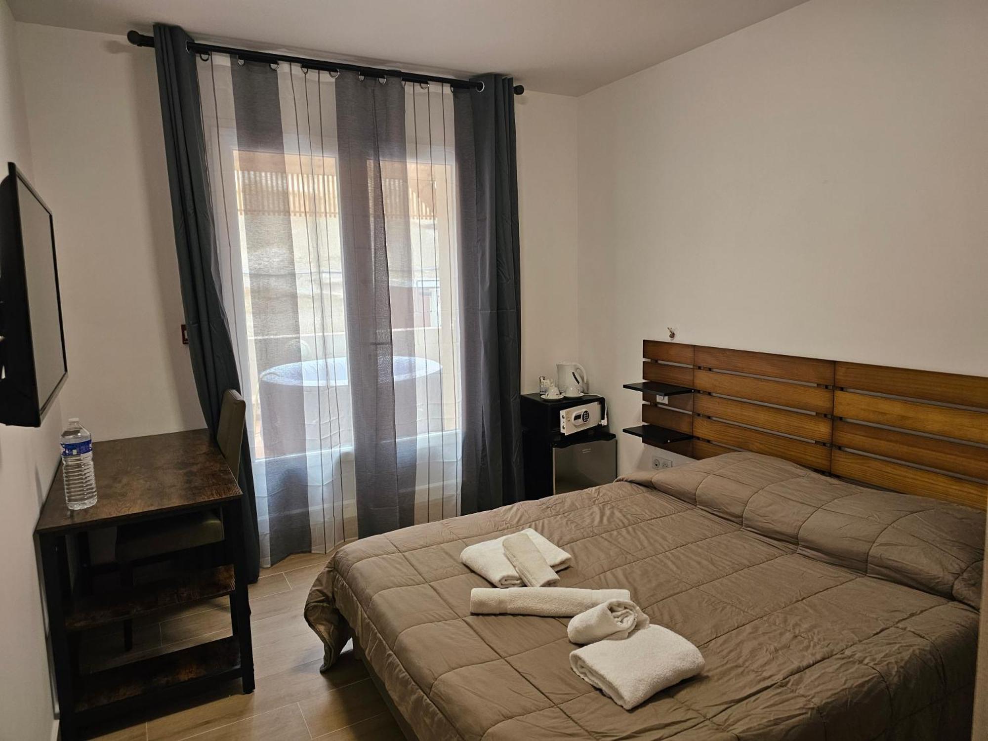 L'Escale Hotel Bonifacio  Buitenkant foto