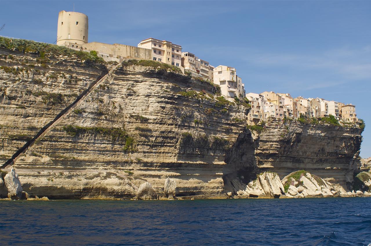 L'Escale Hotel Bonifacio  Buitenkant foto