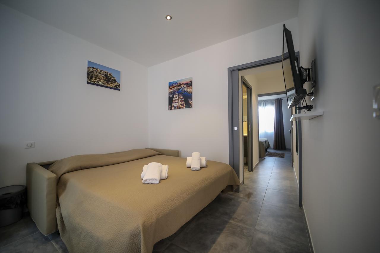 L'Escale Hotel Bonifacio  Buitenkant foto
