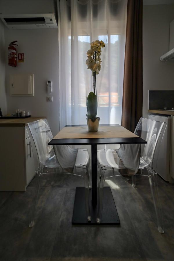 L'Escale Hotel Bonifacio  Buitenkant foto